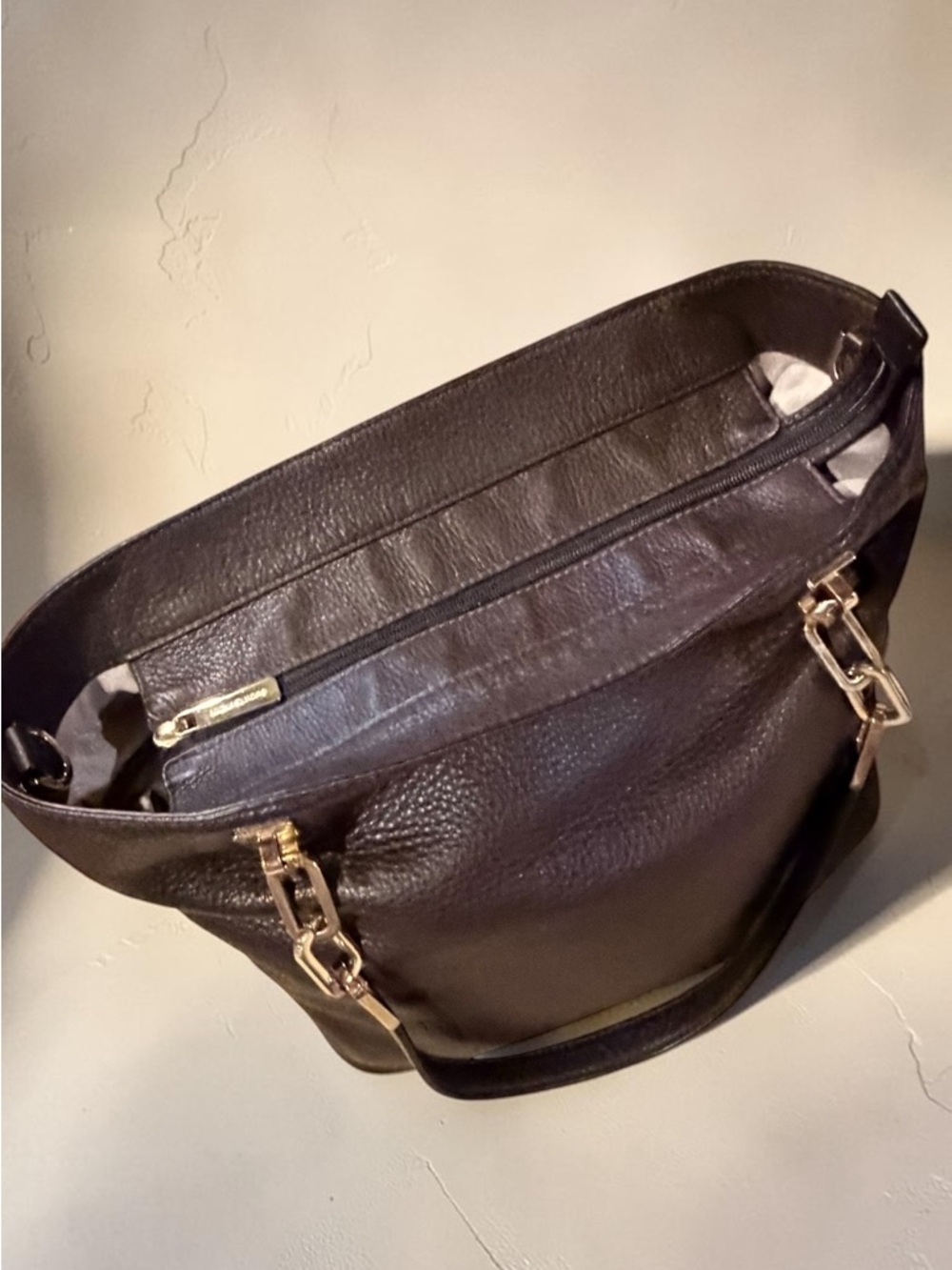 Michael Kors Women's Dark Brown Pebble Leather Brooke Tote Shoulder Bag - Picture 9 of 14